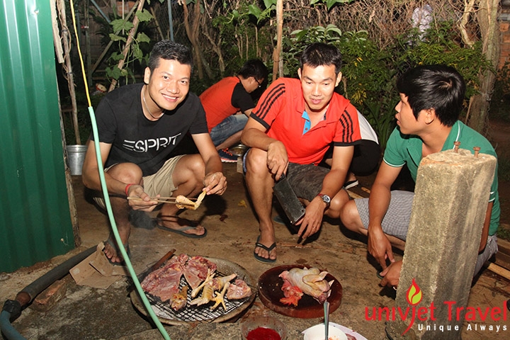 team builing thach thuc ban nang