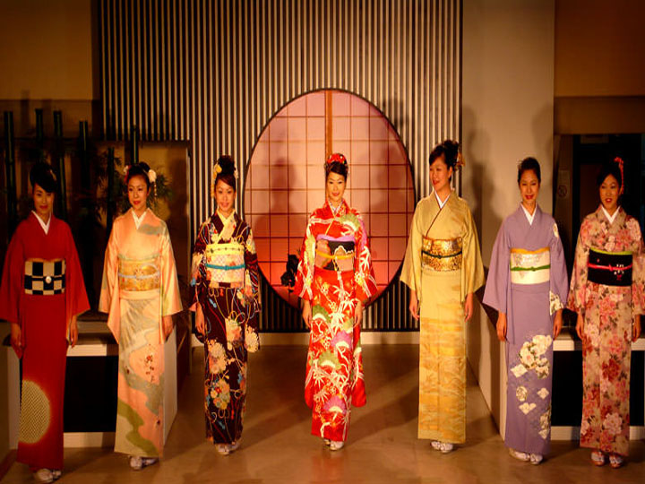 Kimono Show